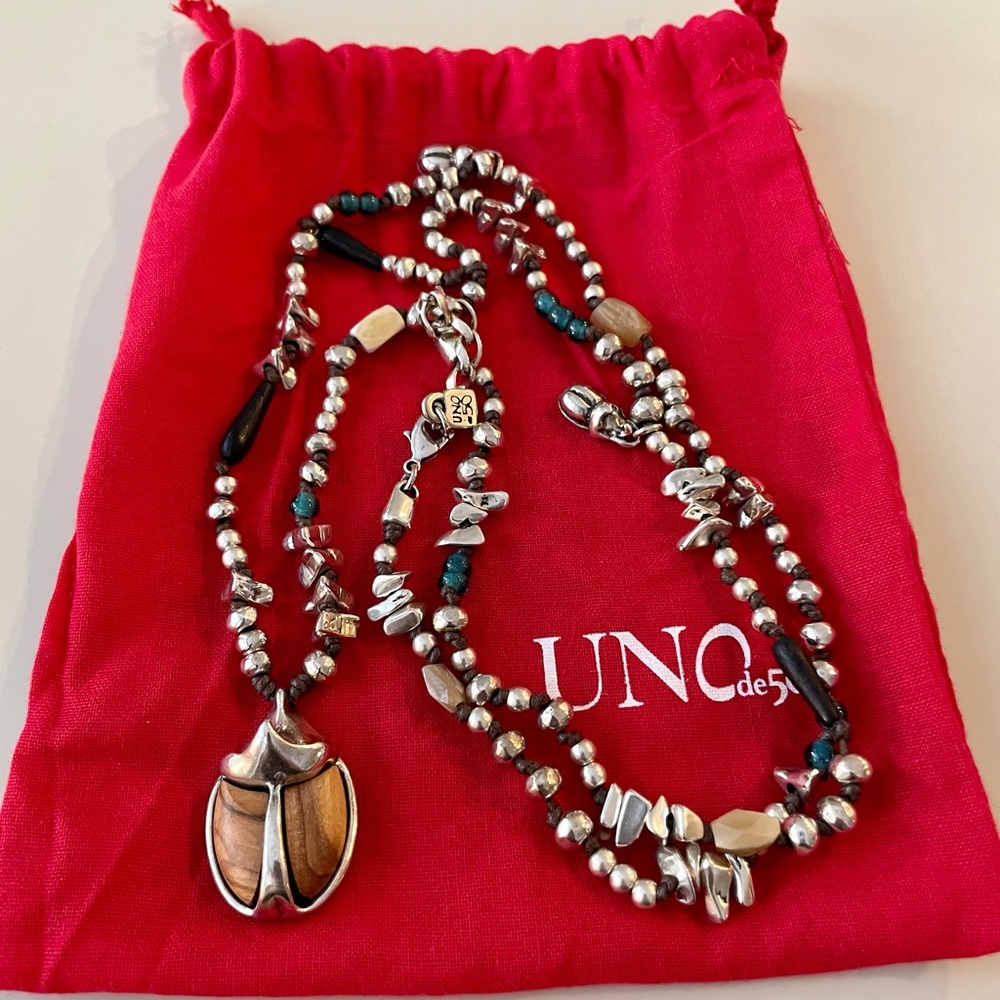 UNO de 50 Beatle Long Necklace